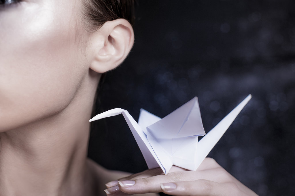 Woman-with-origami-6.jpg